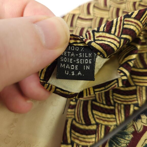 2 Tom James Floral & Geometric Silk Ties Made in The USA - Picture 4 of 10